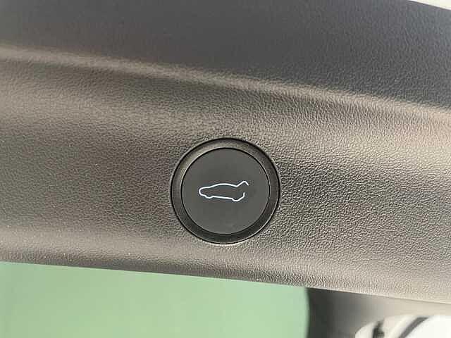 Tesla Model Y 320CV Batt.60kWh RWD - IVA ESPOSTA