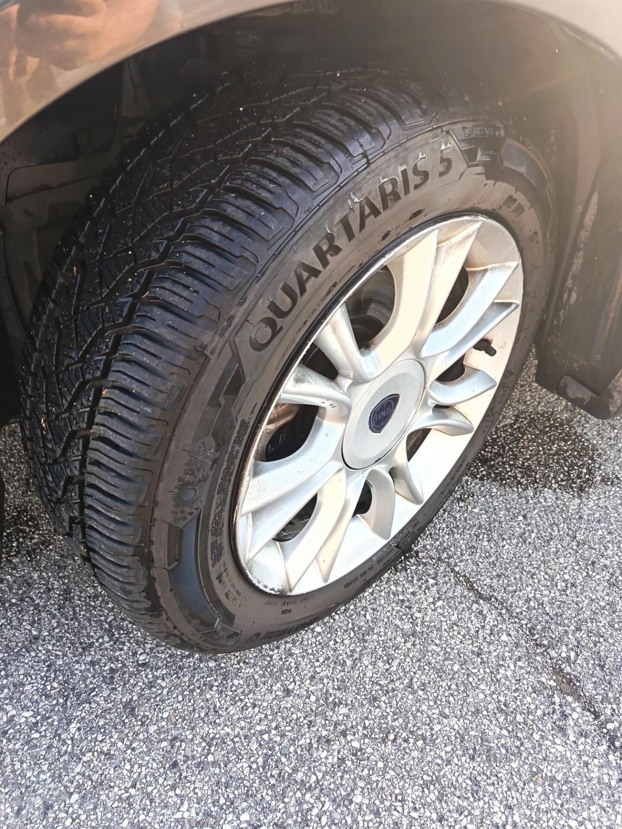 Lancia Delta 1.4 T-Jet 150 CV Argento