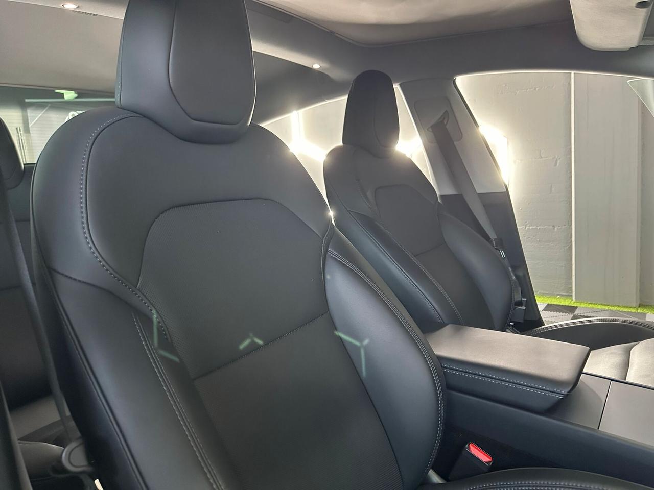 Tesla Model 3 NV35 RWD Premium
