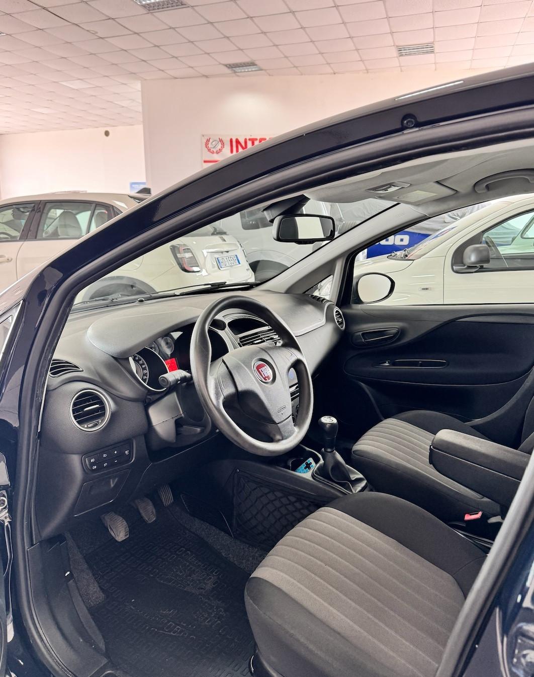 Fiat Punto 1.3 MJT II S&S 95 CV 5 porte Street