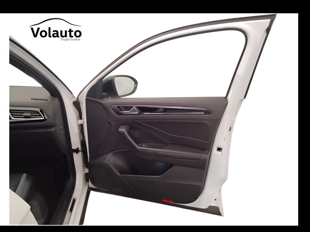 VOLKSWAGEN T-Roc 2022 - T-Roc 1.0 tsi R-Line 110cv