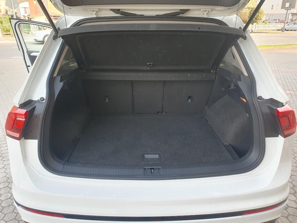 Volkswagen Tiguan 2.0 TDI SCR DSG 4MOTION R-Line BMT