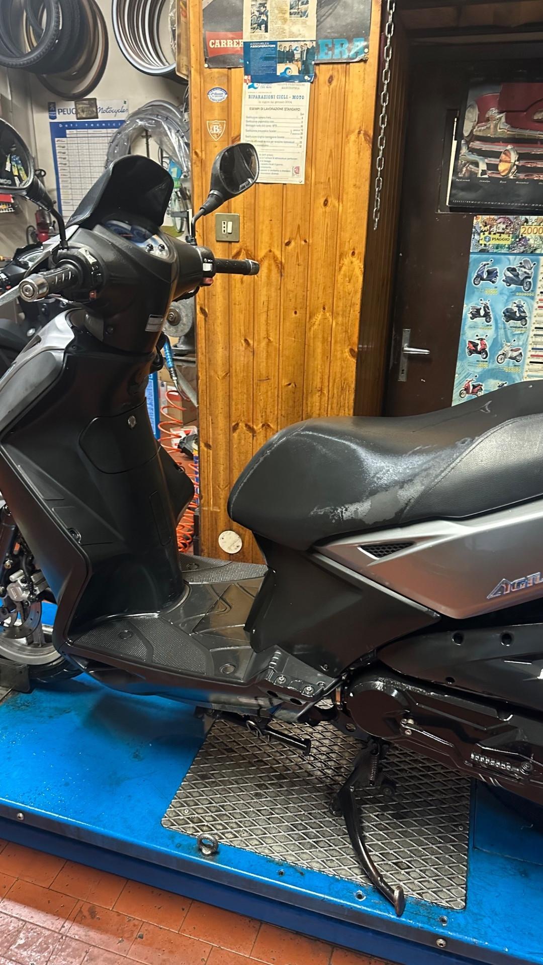 Kymco Agility 125 Ruota 16 con Bauletto