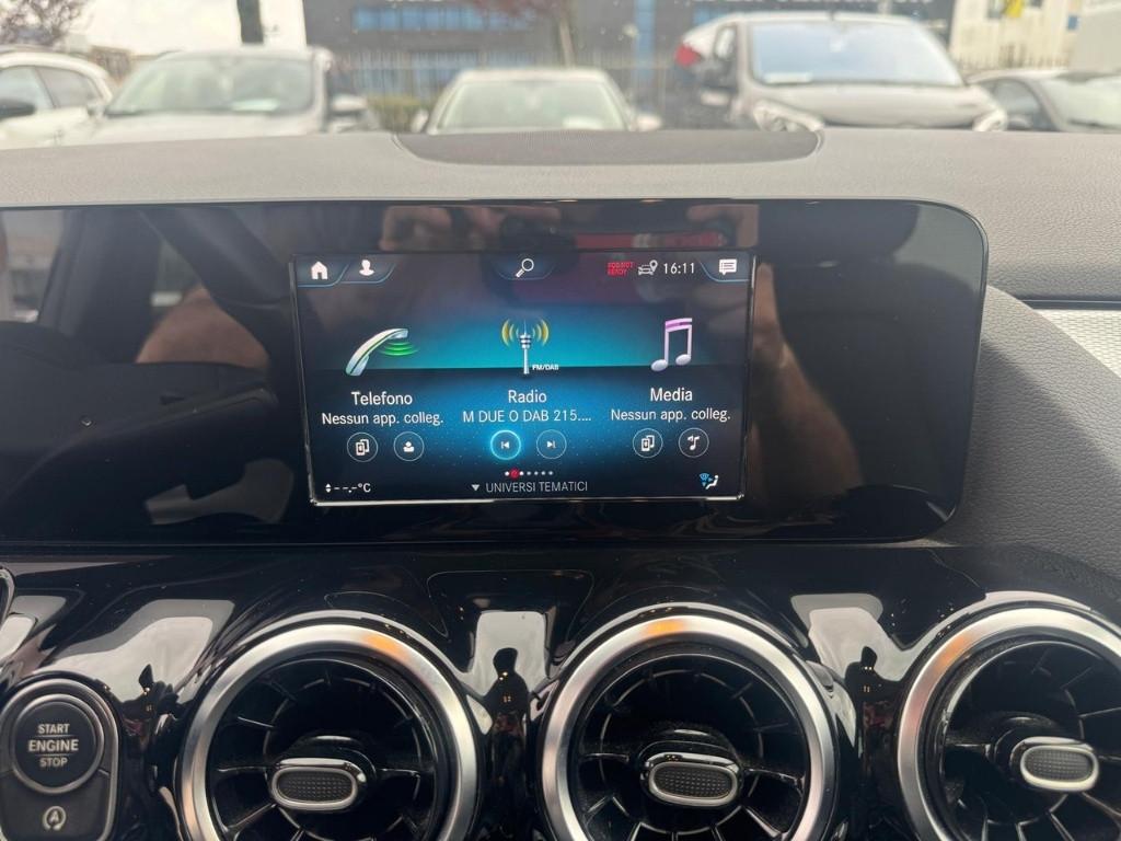 Mercedes-Benz Classe B - W247 2018 - B 180 d Premium auto