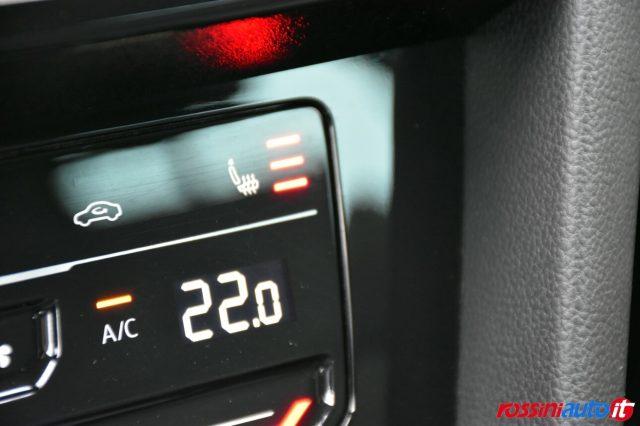 VOLKSWAGEN Passat Variant 2.0 TDI SCR 150 CV DSG BUSINESS + GANCIO TRAINO