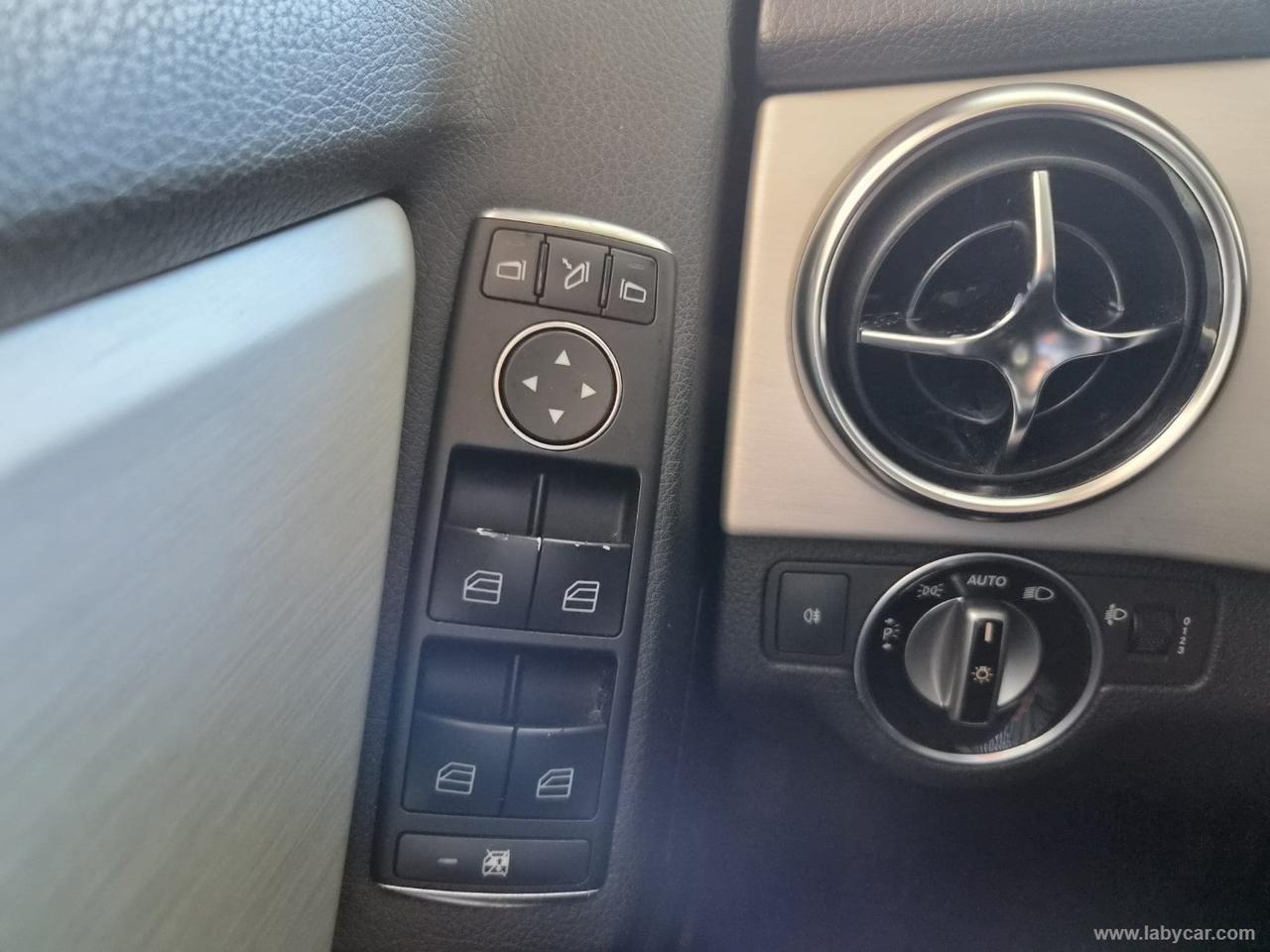 MERCEDES-BENZ GLK 200 CDI Premium Automatic
