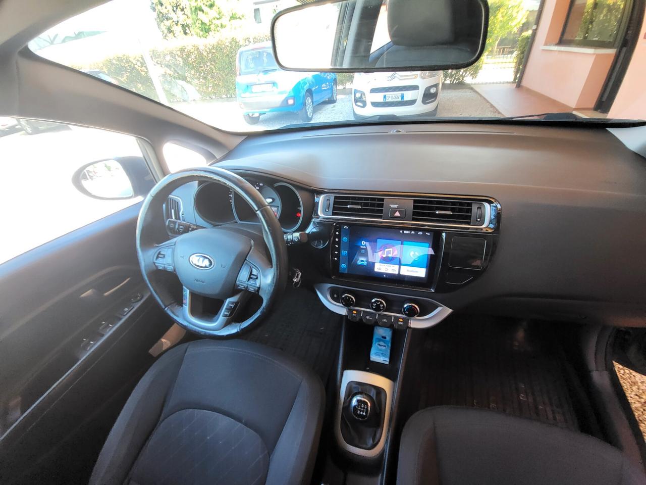 Kia Rio 1.1 CRDi 5p. Cool