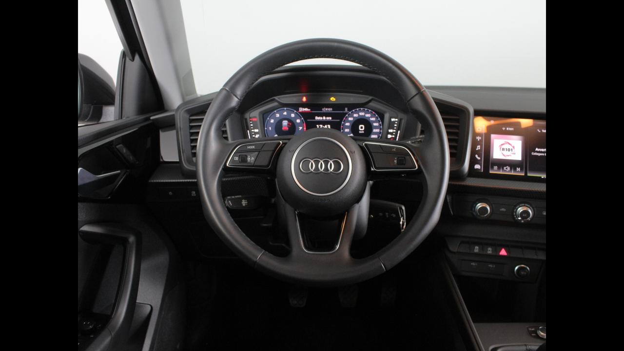 AUDI A1 II 2019 Sportback - A1 Sportback 25 1.0 tfsi