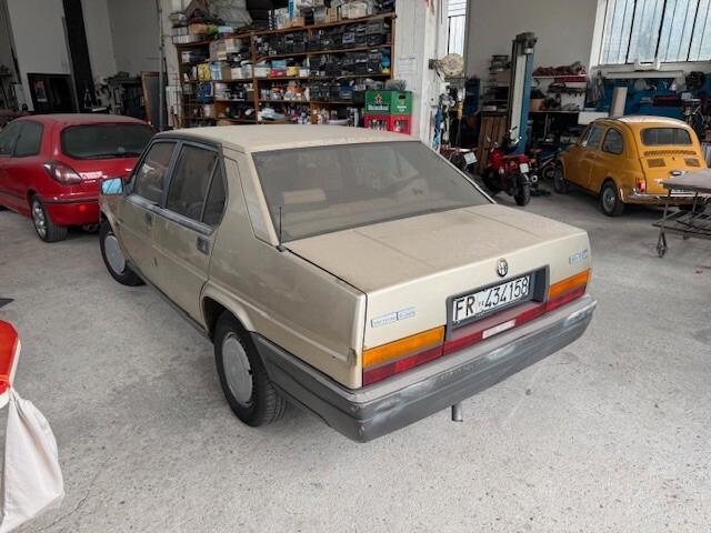 Alfa Romeo 90 2.0 Iniezione