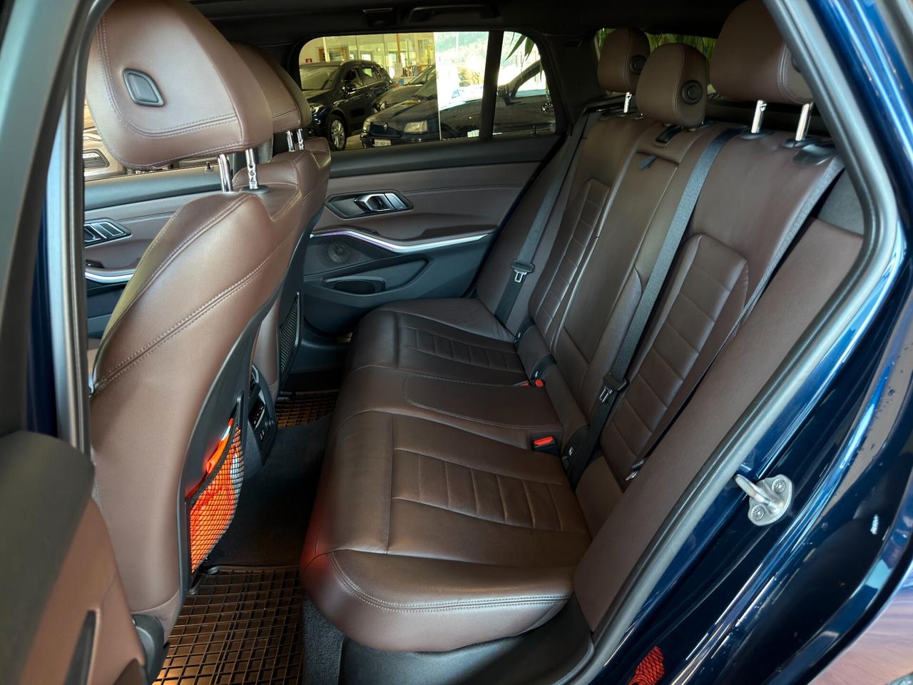 BMW 330d 3.0cc 265Cv Touring xdrive Msport auto gancio traino