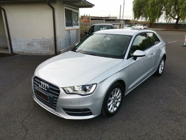 Audi A3 SPB 1.6 TDI 105 CV CR Ambition