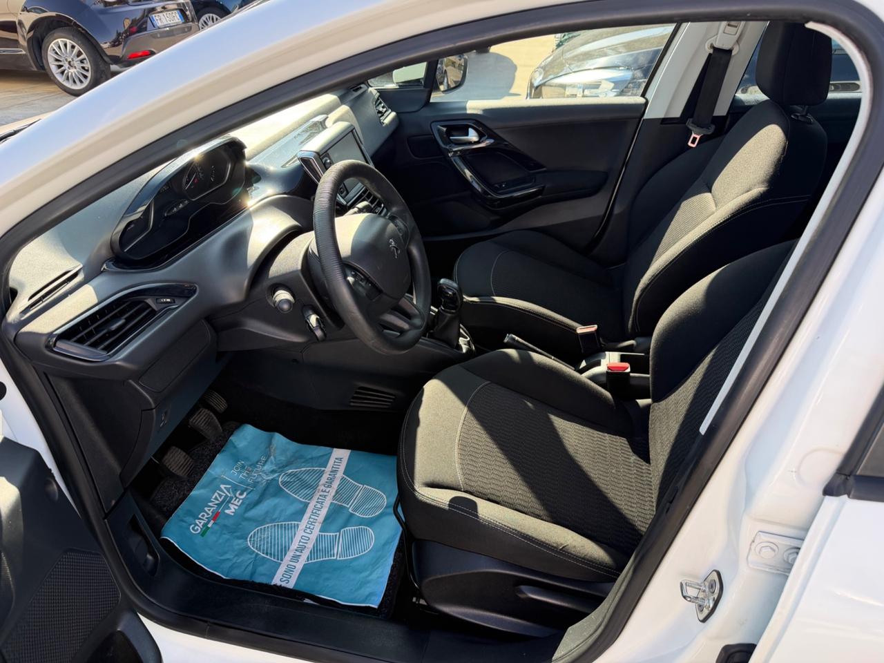 Peugeot 208 1.2 82CV Allure/93.000km/2018