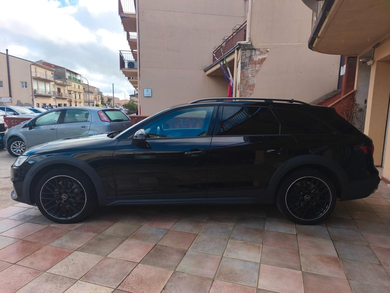 Audi A4 AllRoad 2.0 tdi Mild Hybrid 204 CV