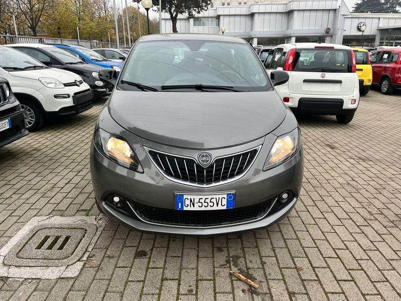 Lancia Ypsilon 1.0 FireFly 5 porte S&S Hybryd Gold