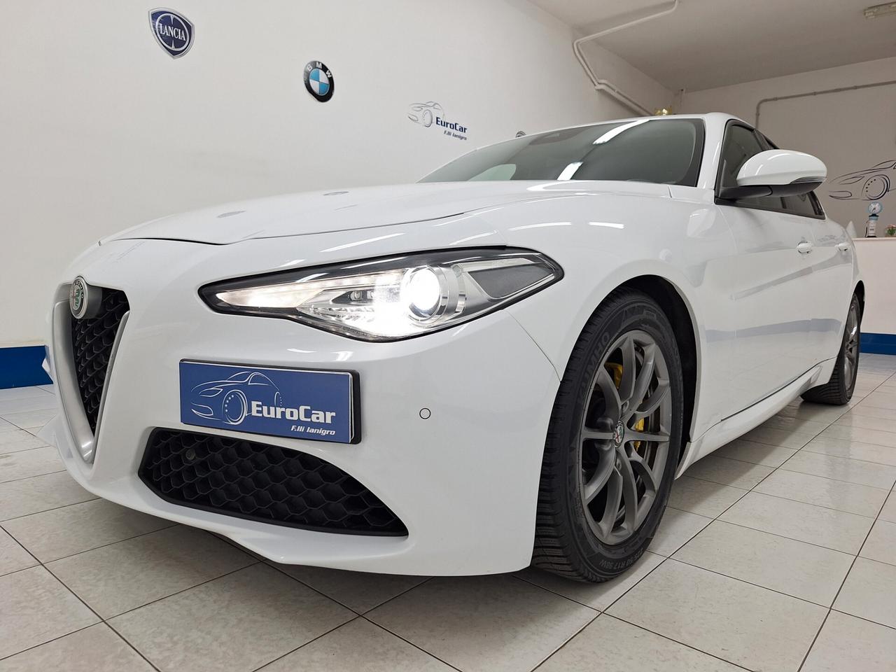 Alfa Romeo Giulia 2.2 180cv MT6 Business Sport
