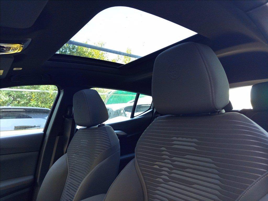 ALFA ROMEO Tonale 1.5 hybrid Sprint 160cv tct7 del 2026