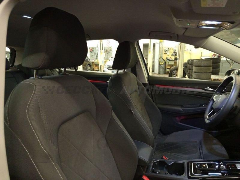 Volkswagen Golf VIII 2020 1.5 etsi evo Style 130cv dsg
