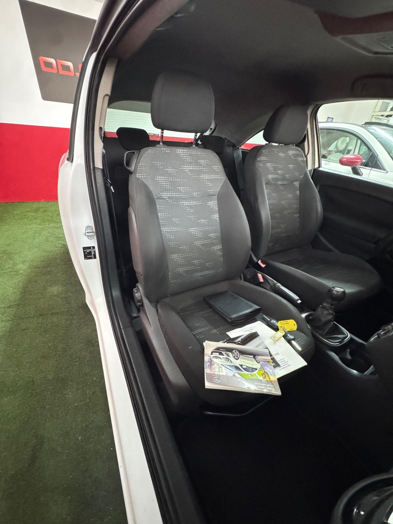 Opel Corsa 1.2 85CV 5 porte GPL-TECH Club