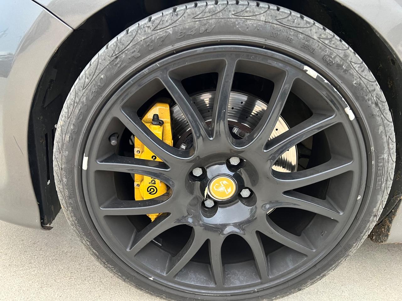 Abarth 595 C 1.4 Turbo T-Jet 180 CV Competizione cabrio