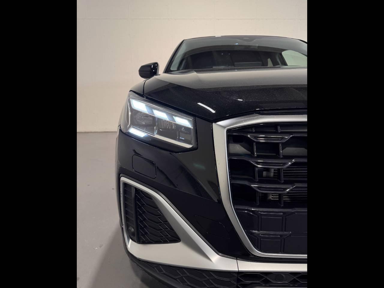 AUDI Q2 35 TFSI S-TRONIC S-LINE EDITION