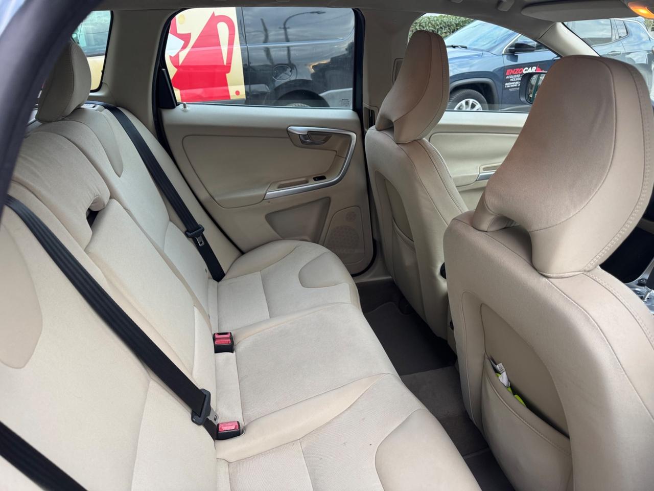 Volvo XC 60 XC60 2.4 D 163 CV AWD Geartronic Kinetic