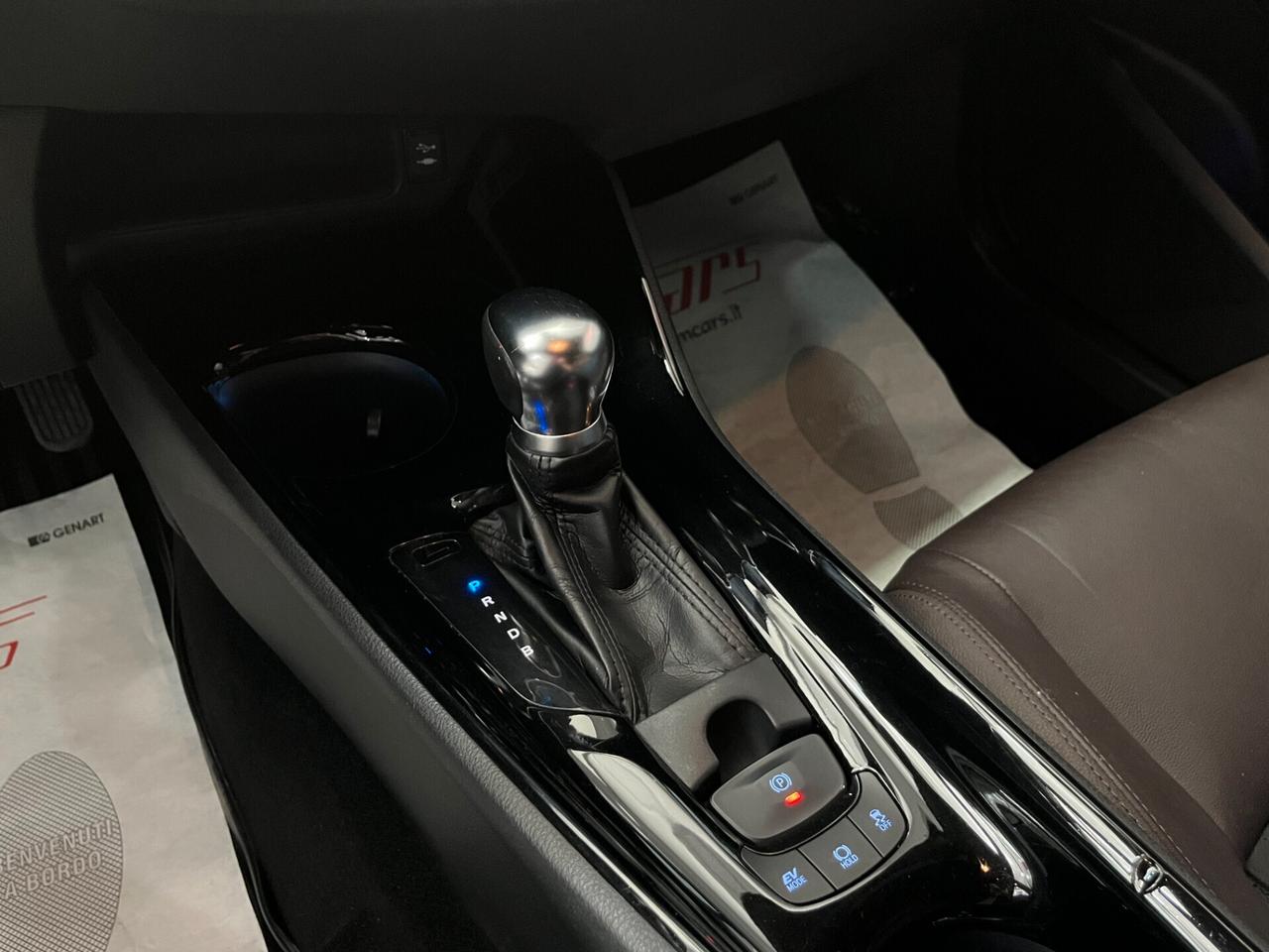 Toyota C-HR 1.8 Full Hybrid 122cv E-CVT Lounge ITALIANA