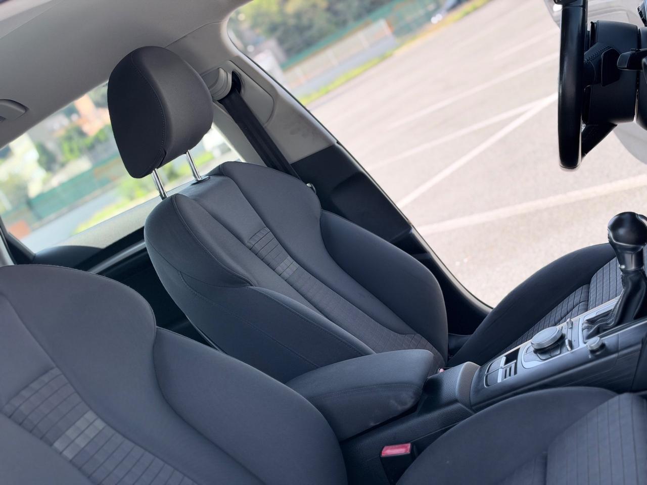 AUDI A3 2.0 TDI 150CV S-TRONIC PERMUTABILE