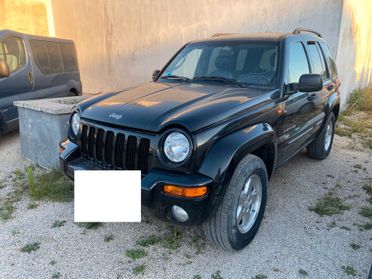 Jeep Cherokee 2.5 CRD Sport
