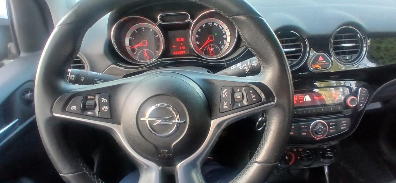Opel Adam 1.4 87 CV GPL Tech Glam