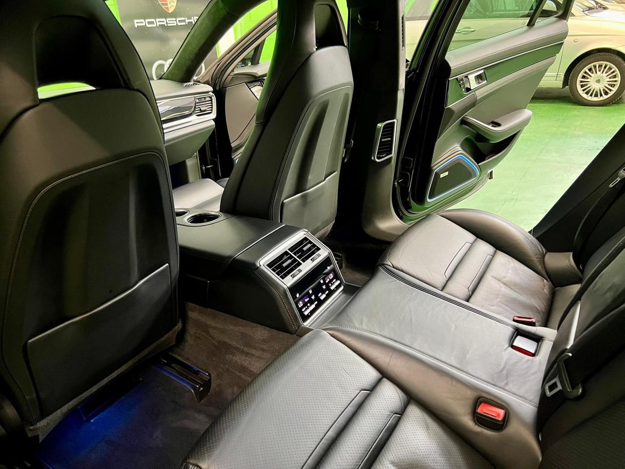 Porsche Panamera 4.0 Turbo Sport Turismo