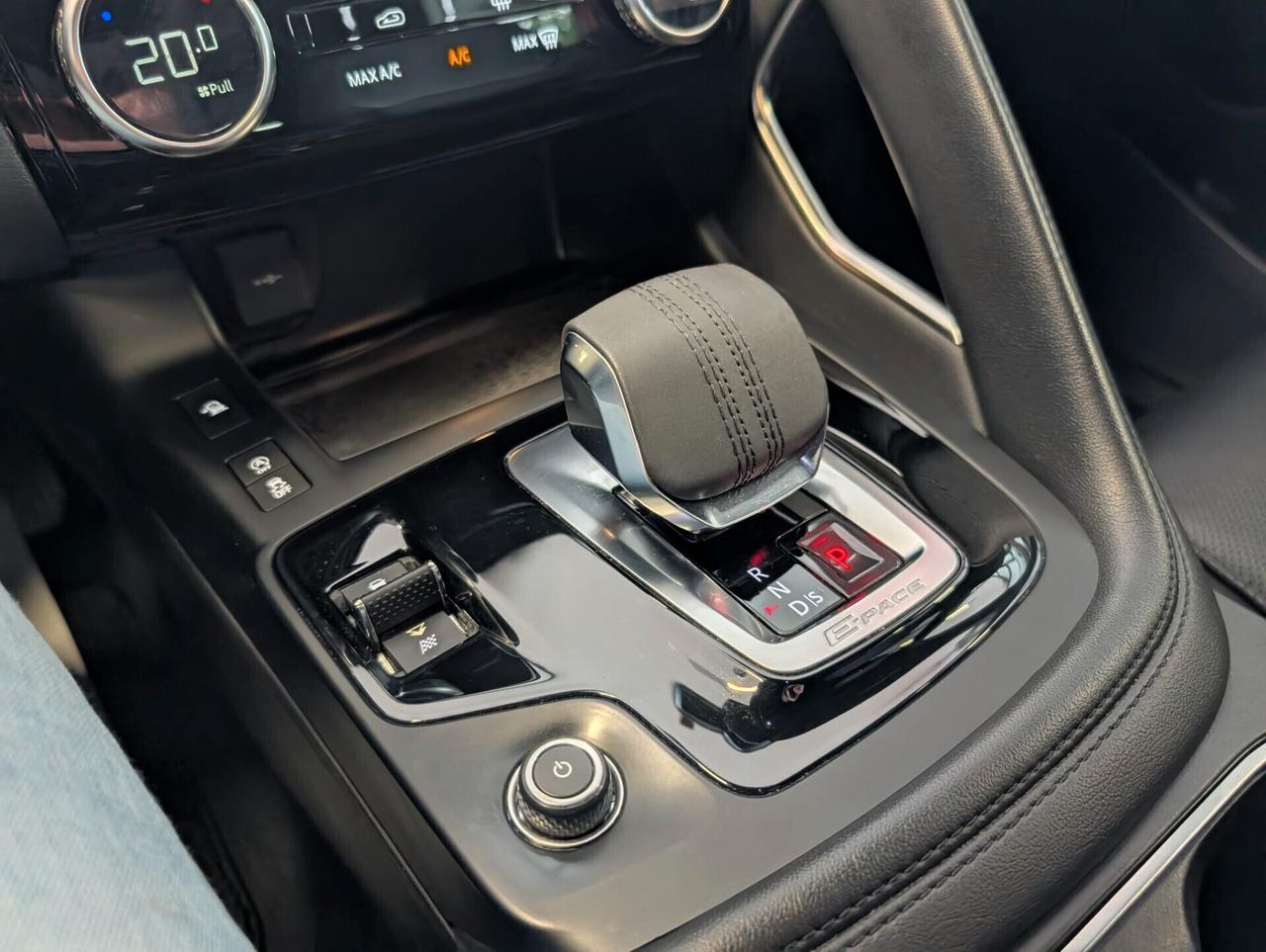 Jaguar E-Pace 2.0 Diesel 4x4 AUTOCARRO N1