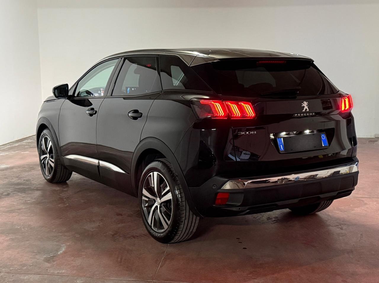 Peugeot 3008 BlueHDi 130 S&S EAT8 Allure Pack