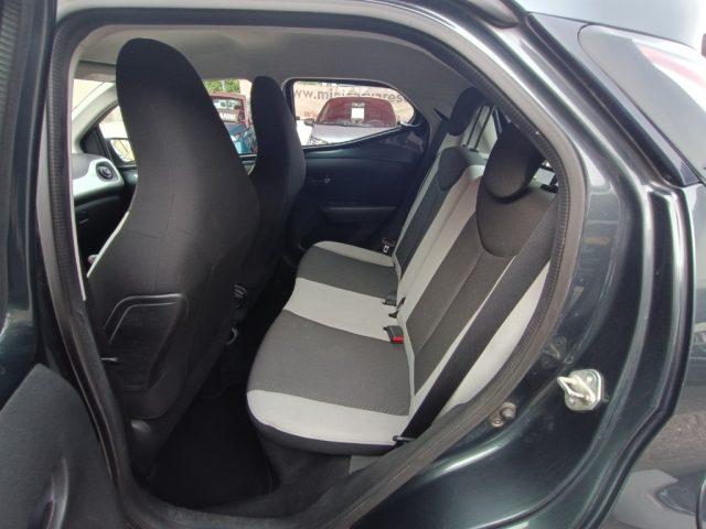TOYOTA Aygo 1.0 VVT-i 72 CV 5 porte x-play