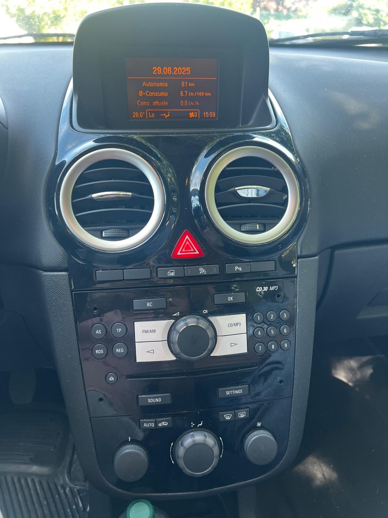 Opel Corsa Cosmo full optional