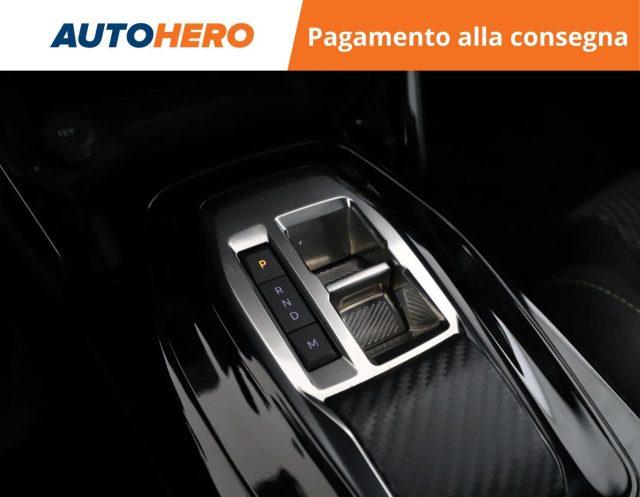 PEUGEOT 2008 Hybrid 136 e-DCS6 GT