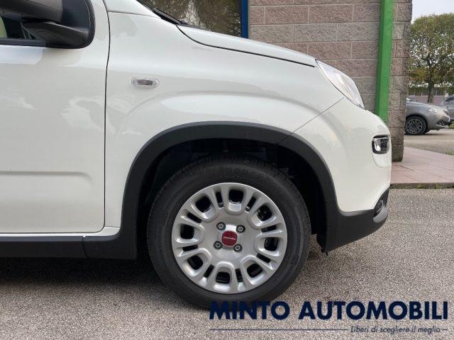 FIAT Panda 1.0 70CV HYBRID 5 POSTI SENSORI PARCH. BLUETOOTH