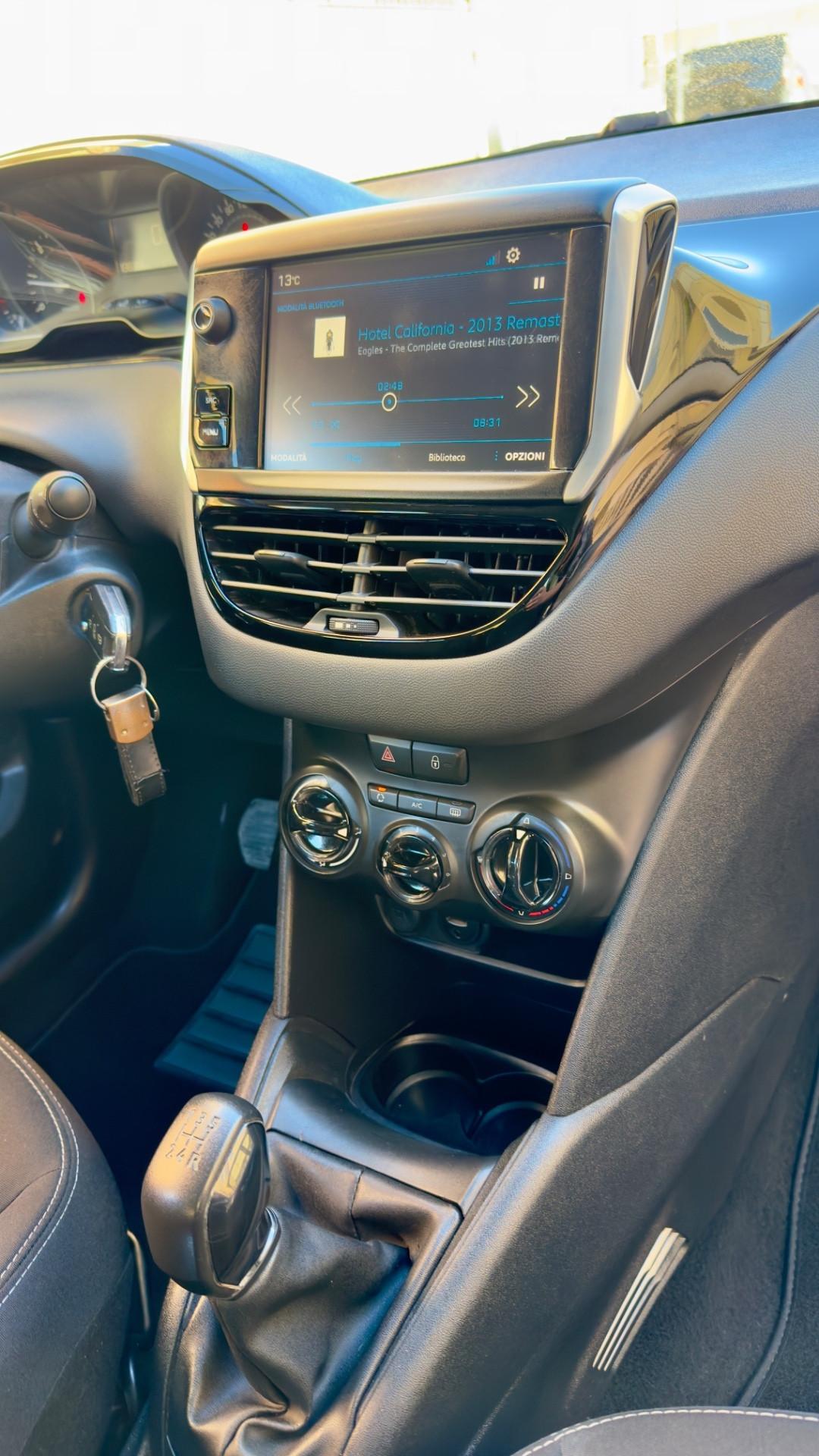 Peugeot 208 BlueHDi 75 5 porte Allure