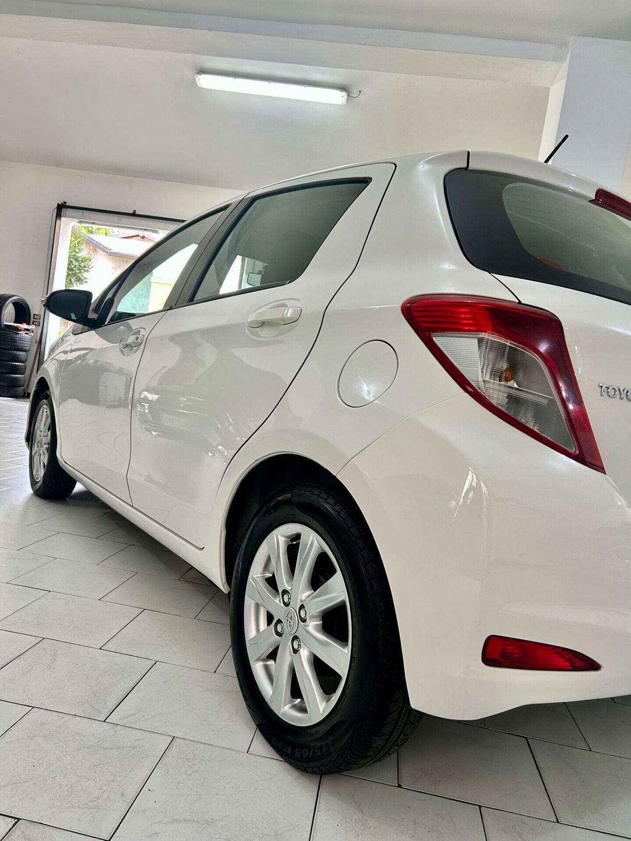 Toyota Yaris Limited