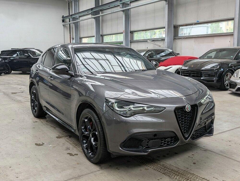 Alfa Romeo Stelvio Veloce Q4 Autm. 4WD MEMORYACC R-CAM