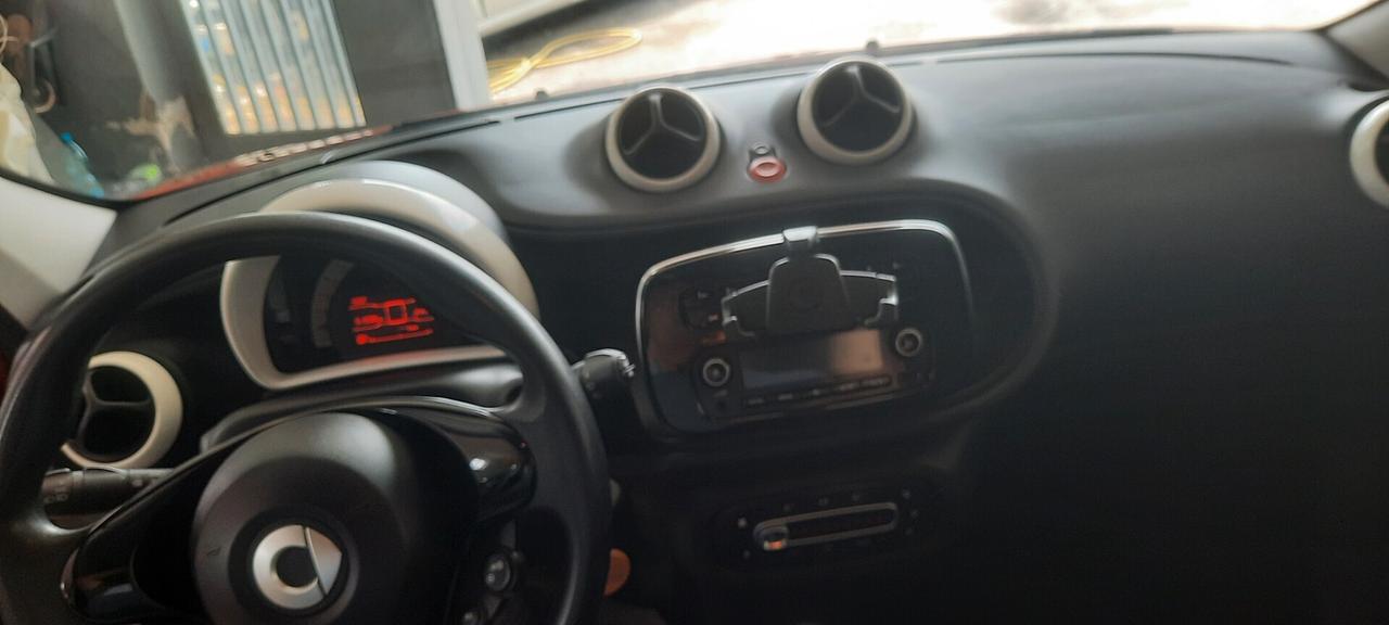 Smart ForFour 70 1.0 Youngster