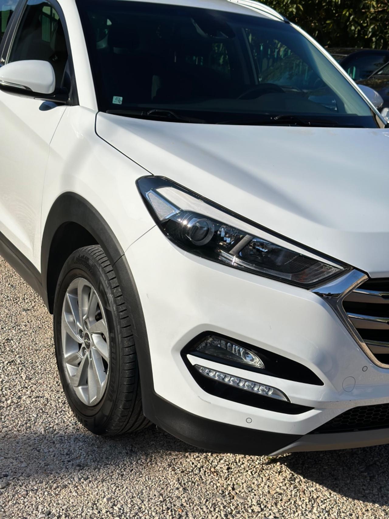 Hyundai TUCSON 1.7 CRDi XPOSSIBILE KMCERT UNICOPR GARANZ