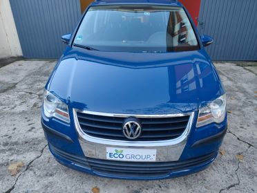 Volkswagen Touran 1.6 Conceptline