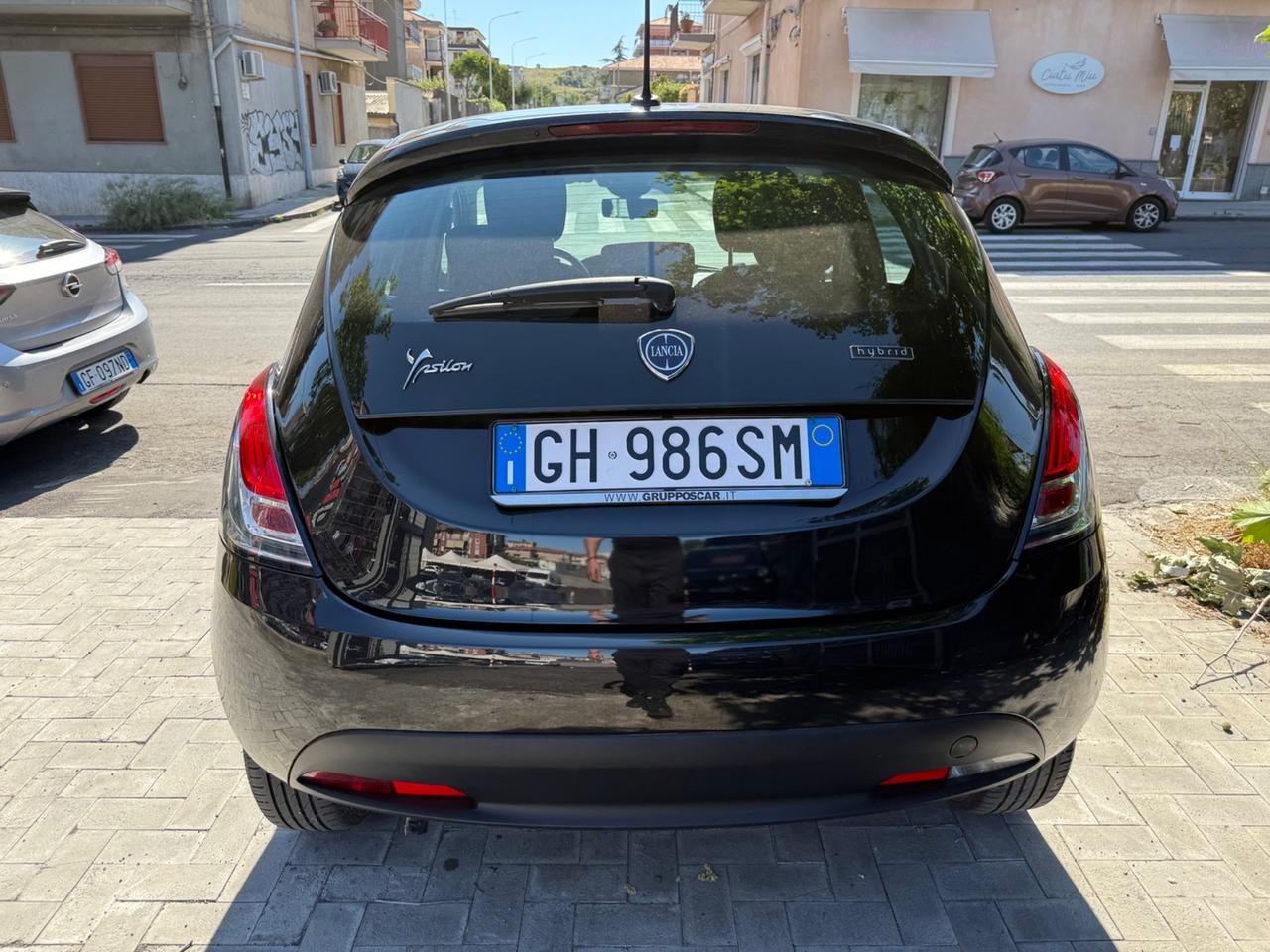 Lancia Ypsilon 1.0 FireFly 5 porte S&S Hybrid Ecochic A. Ferretti