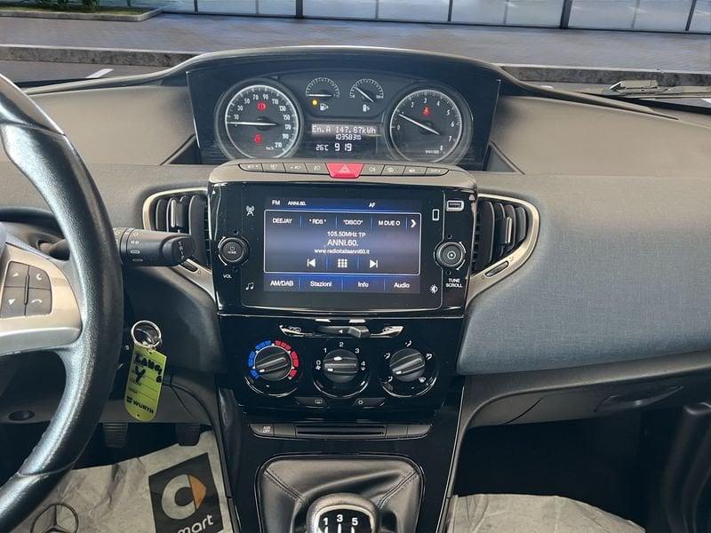 Lancia Ypsilon Ypsilon 1.0 FireFly 5 porte S&S Hybrid Ecochic Unica