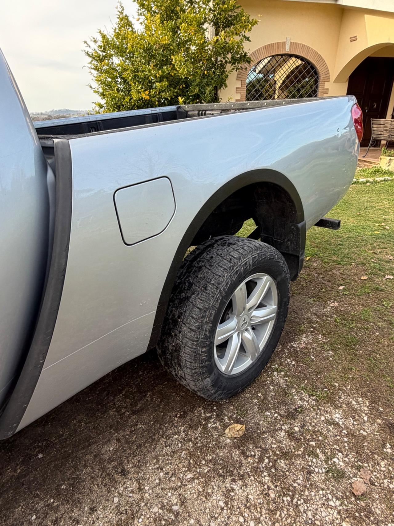 Mitsubishi L200 2.5 DI-D/136CV Single Cab Inform