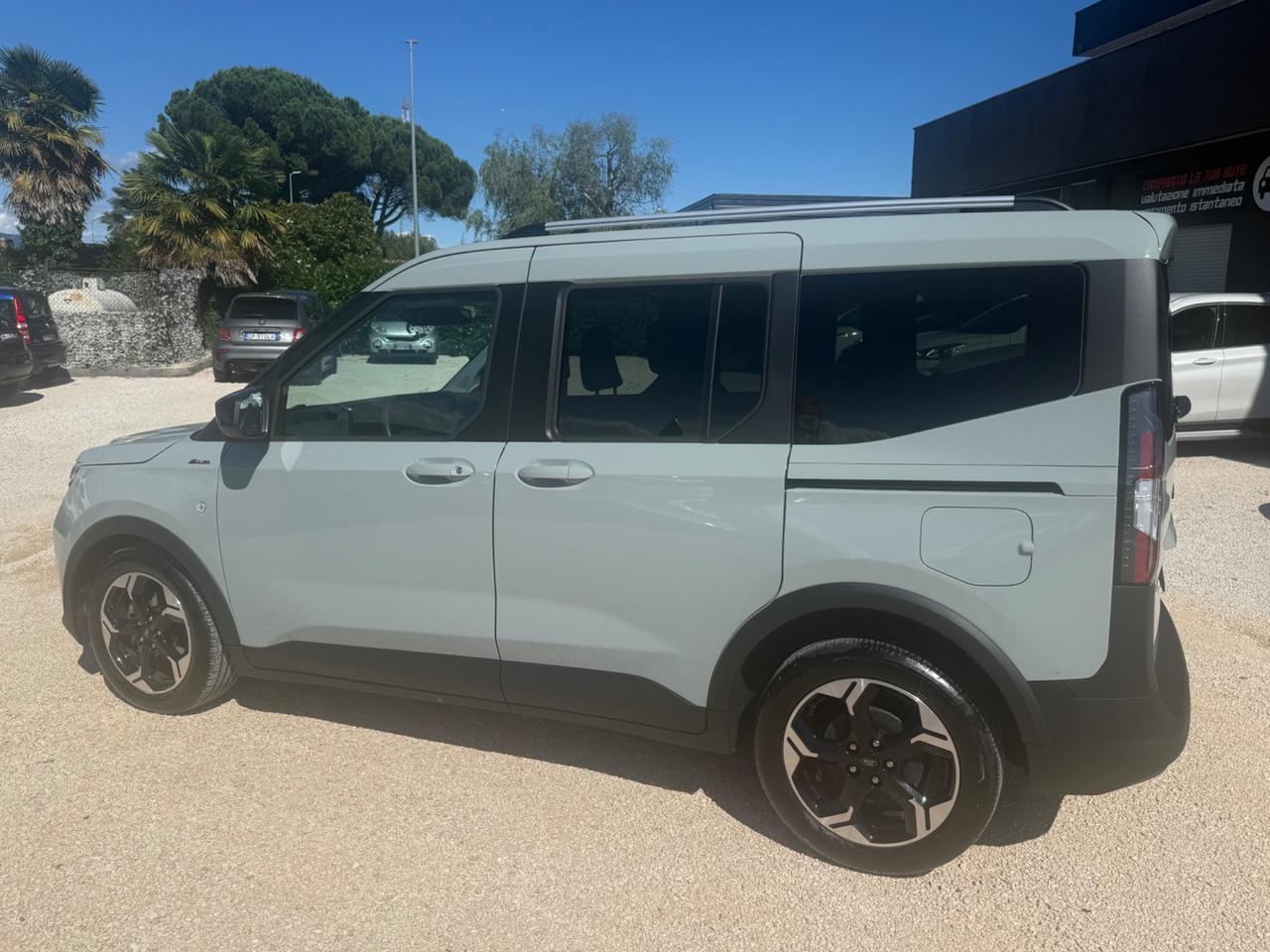 Ford Tourneo Courier 1.0 EcoBoost Powershift Active