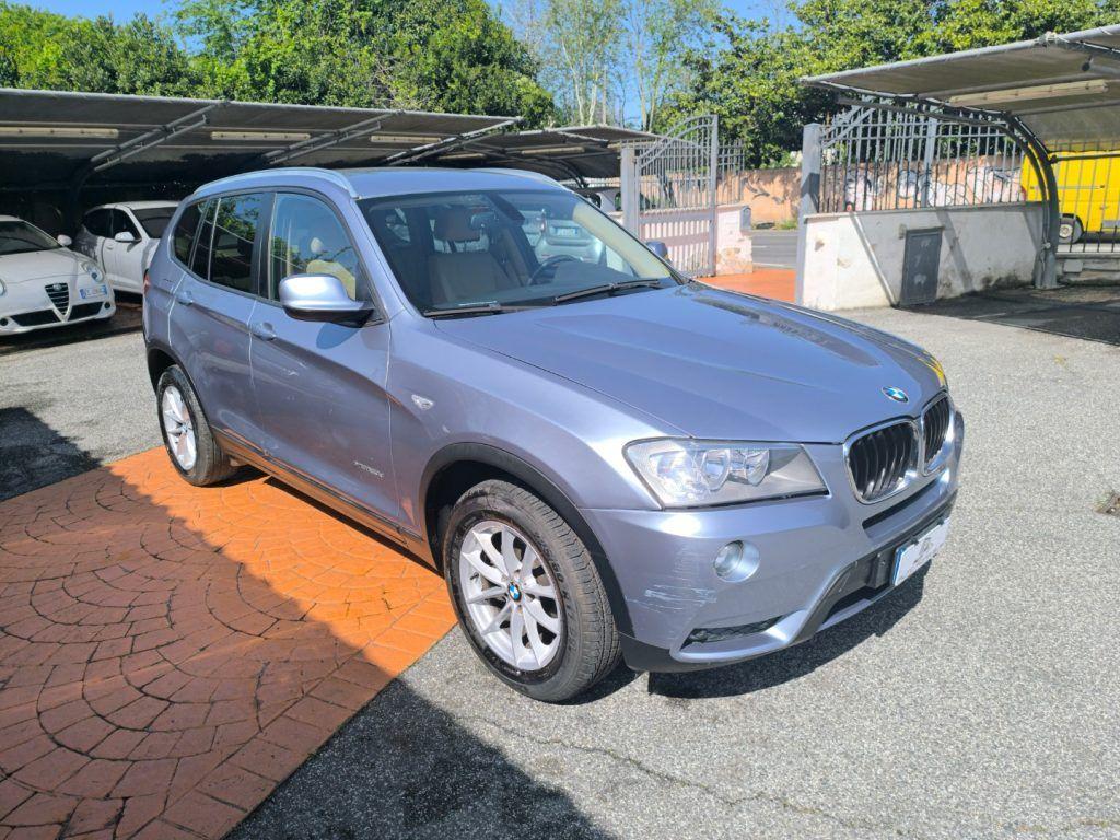 BMW X3 xDrive20d Eletta NAVI! PDC! R17!