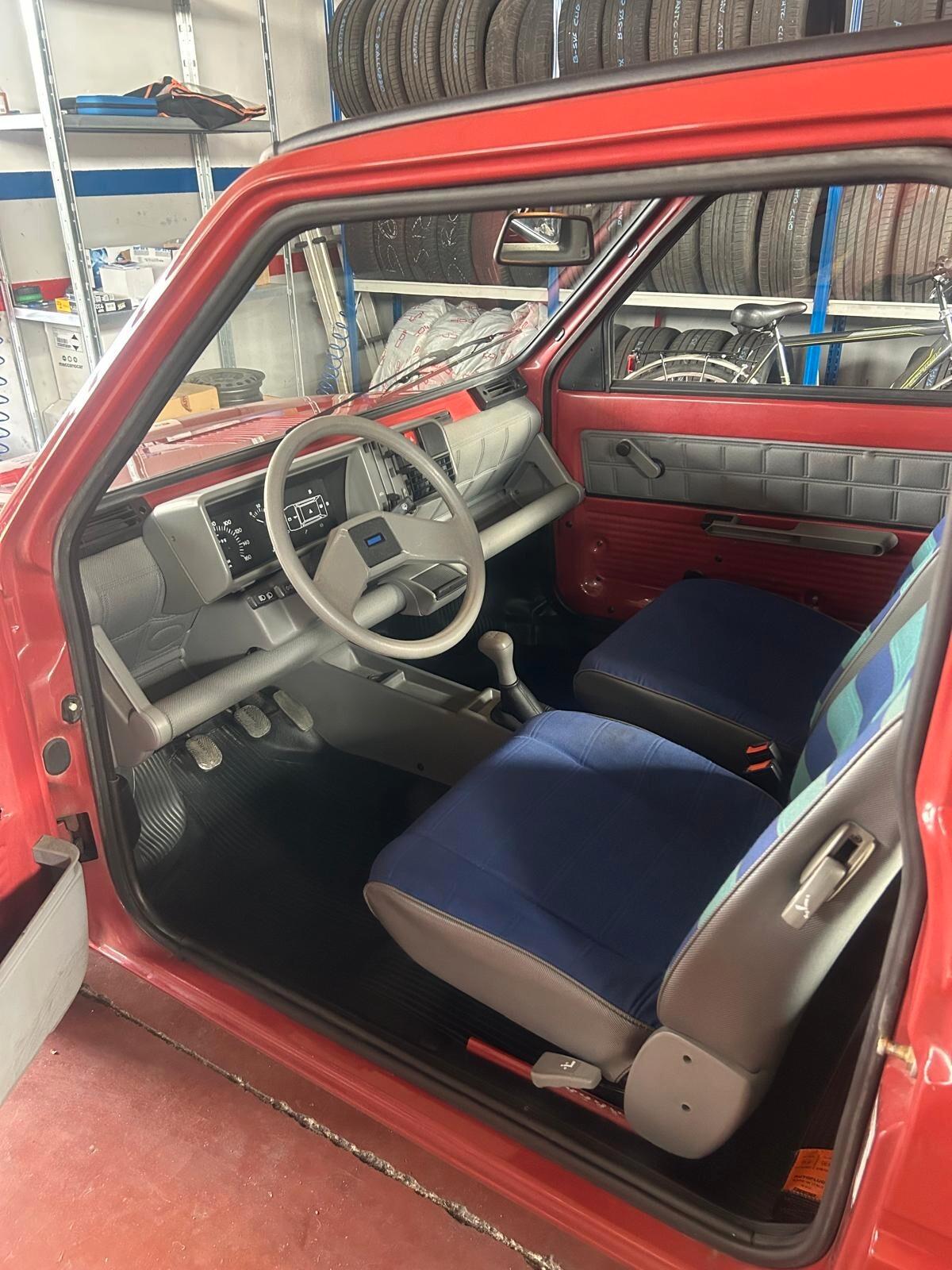Fiat Panda 900 i.e. cat