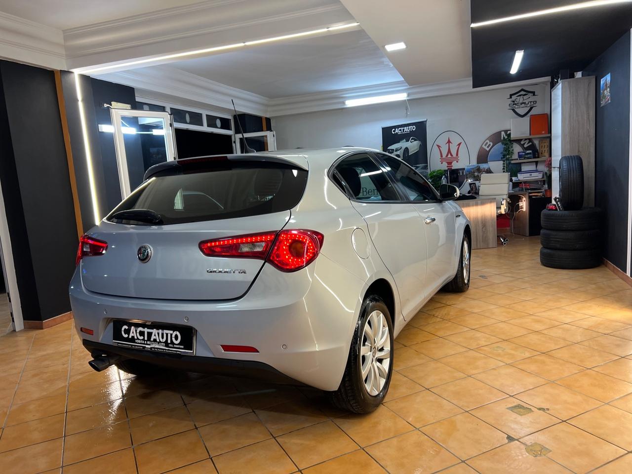 Alfa Romeo Giulietta 1.6 120 CV