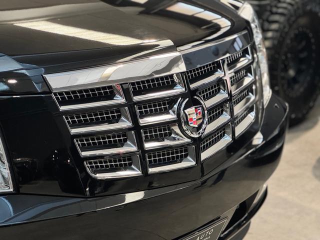 CADILLAC Escalade 6.0 V8 Sport Luxury HYBRID